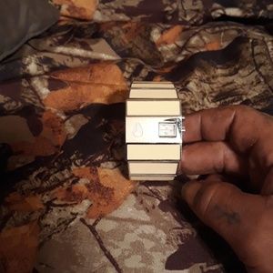 Nixon Rotolog watch